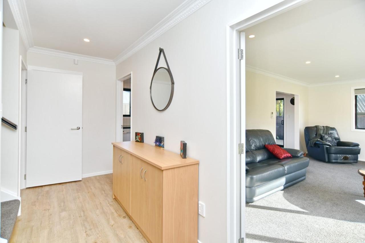 Lavandula 4 - Christchurch Holiday Homes Екстериор снимка