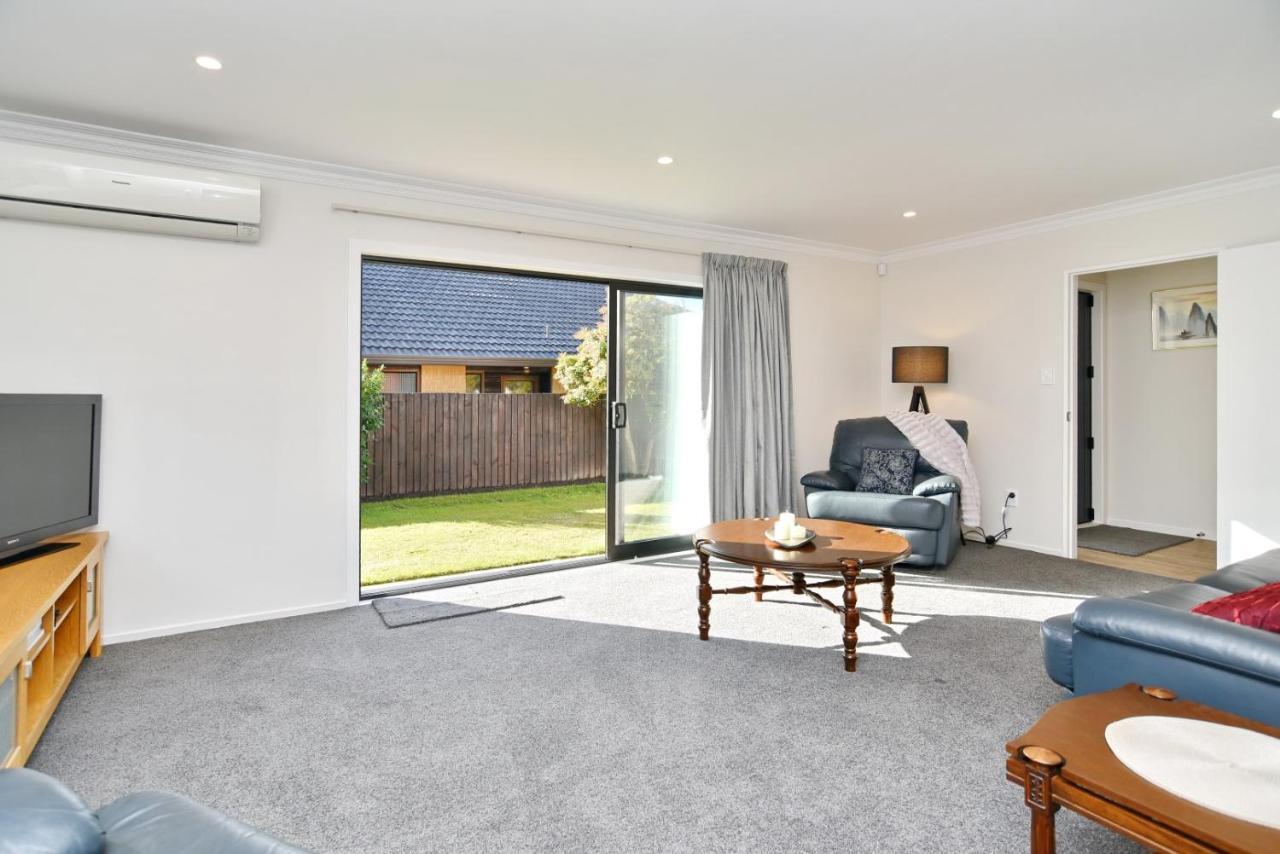 Lavandula 4 - Christchurch Holiday Homes Екстериор снимка