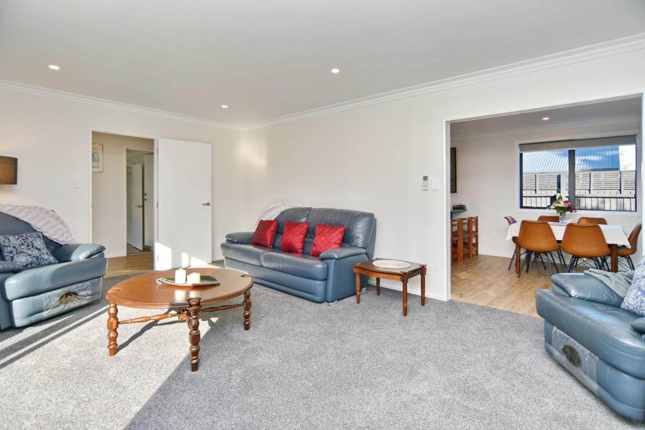 Lavandula 4 - Christchurch Holiday Homes Екстериор снимка